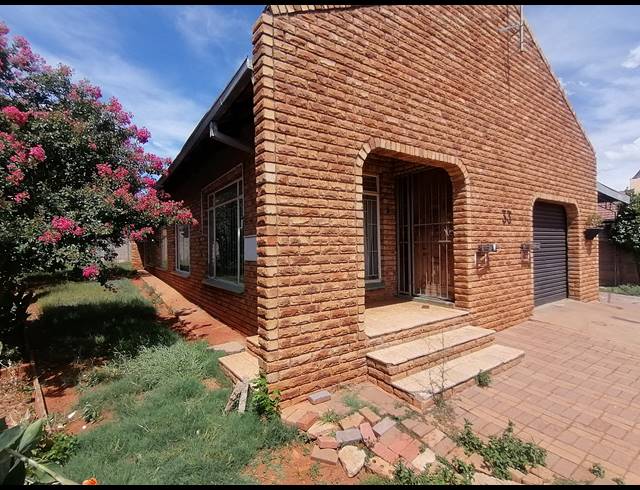 3 BEDROOM FREESTANDING SOLD IN RANDLESPARK